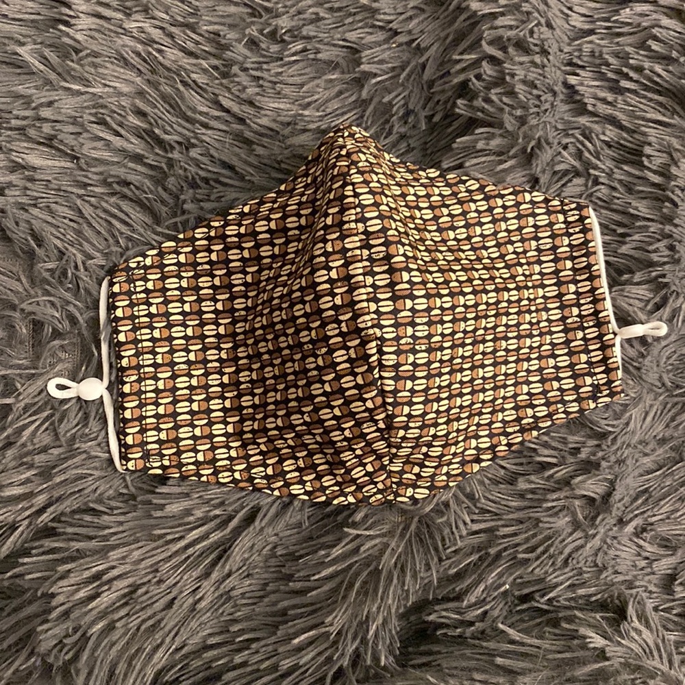 Face mask -large
